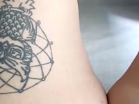 I am a 28-year-old Spanish girl with tattoos and very playful.
