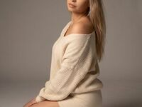 live cam show EmmaRobertson
