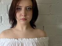 nude camgirl pic HollisBalzarine