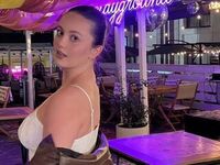 naked girl with live cam fingering KyleeBig