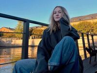 webcam live show LillyStill