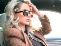 camgirl chatroom MoniqueSin