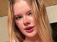 beautiful cam girl JeannettaCeraos
