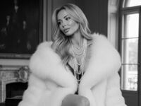 webcamgirl chatroom SerenaStar