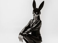 girl spanking cam EllaHorton