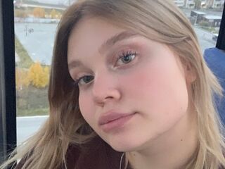 cyber sex chat room AdeleBaile