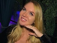 sexvideo AlesiaStrict