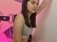 live teaser webcam AmiraChase