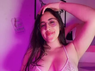 masturbating girl AmyVele