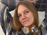 camslut topless AngelineMagruder