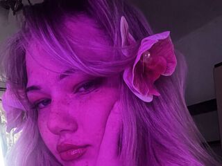naked webcamgirl AshleaSenerchia