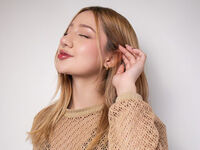 camwhore AuroraMonnet