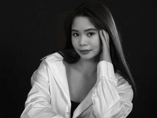 nude cam picture AyaNicole