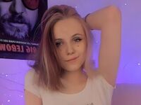 camgirl masturbating with dildo BaeNova