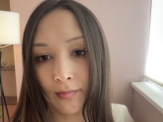 camslut spreading pussy BellaRomanov