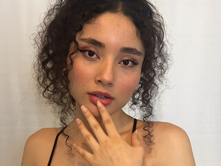 chatrubate cam girl BellaVuitton