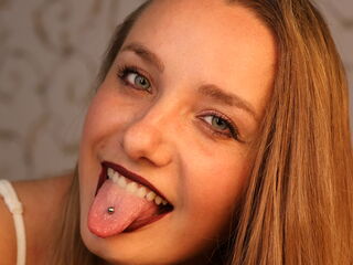 adult free chat BelleCox