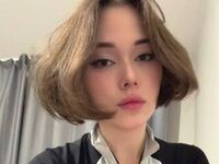 girl showing tits BethannBelschner