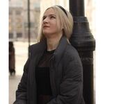 girl showing tits CarinGoodwin