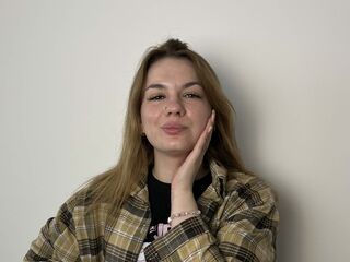 chat live cam CherlyMarkes