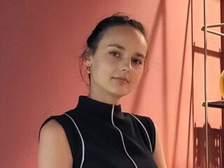 sexchat CherlynAltice