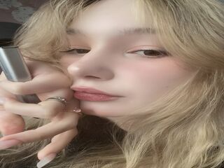 cam slut CicelyAdessa