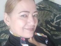 beautiful girl cam ClauTaylor