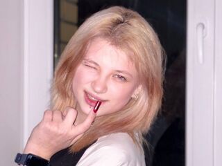 fingering girl chatroom DaisySponholz
