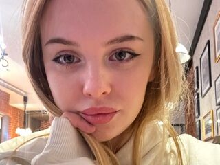 adult videochat DevonaBradner