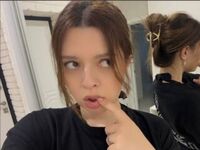 topless cam girl DevonaChurchey