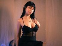 cam girl playing with sextoy ElizabethThaylor