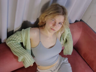 topless cam girl ElizabethVayne
