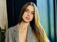 beautiful webcamgirl EmilyMontgomery