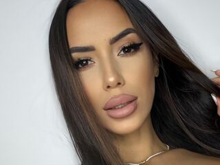 hot cam show EvaYvez