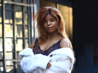 chat room webcam FifiCaramel