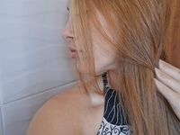 camgirl masturbating with sex toy FlorAnderson