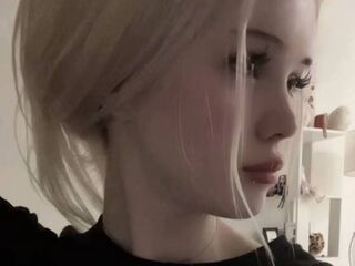 webcam striptease show HeatherHeinitz