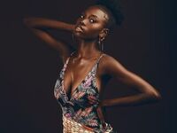 girl chat room IssaJenner