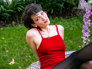 cam girl masturbating IveteDurand