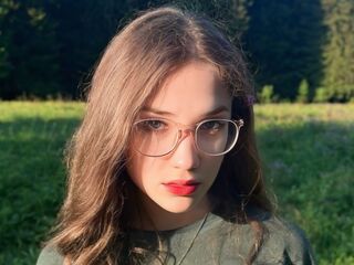 camgirl showing pussy JaniseZeiger