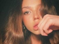 camslut topless JanyceCruden