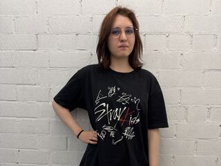 naked cam girl fingering pussy JoslynForrester