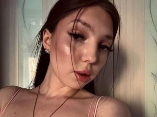 camgirl masturbating with vibrator JuleneLaughridge
