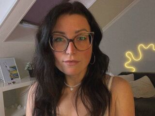 camgirl masturbating with vibrator KateBenneti