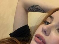 camgirl masturbating with dildo KateRobertsons