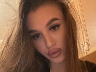 free webcam chatroom KyraVictorine