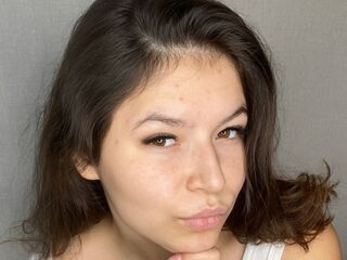 hot cam girl masturbating with vibrator LeslieForest