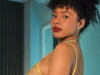 camgirl masturbating with sextoy LilitzRodriguezz