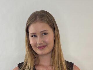 sexcam online LillieTumminia