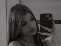 cam whore livesex LoraineLutton